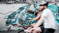 Vdag - cykling - blurry grafitti - 1920x1080.jpg